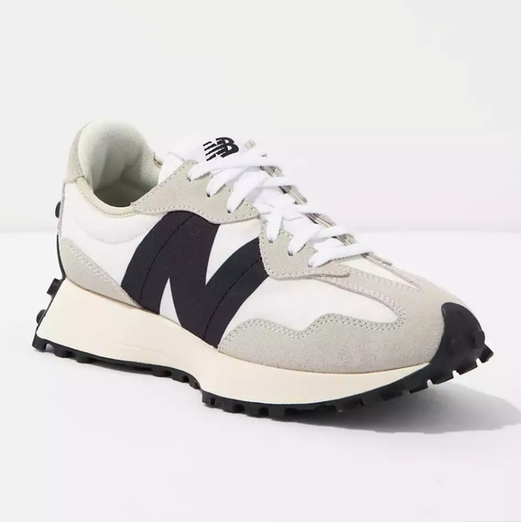 New Balance Shoes - WOMENS New Balance 327 Size 8 Sneakers